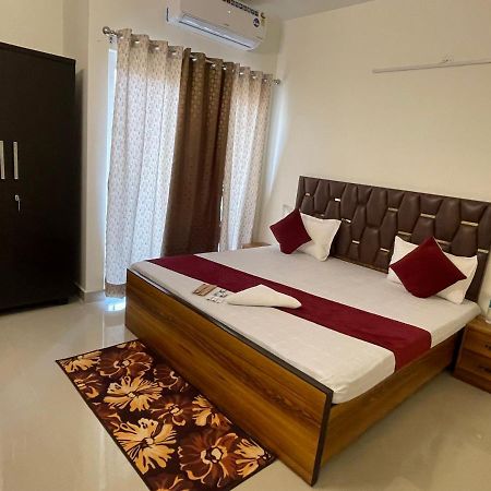 Alankrita Homes Lucknow Ngoại thất bức ảnh